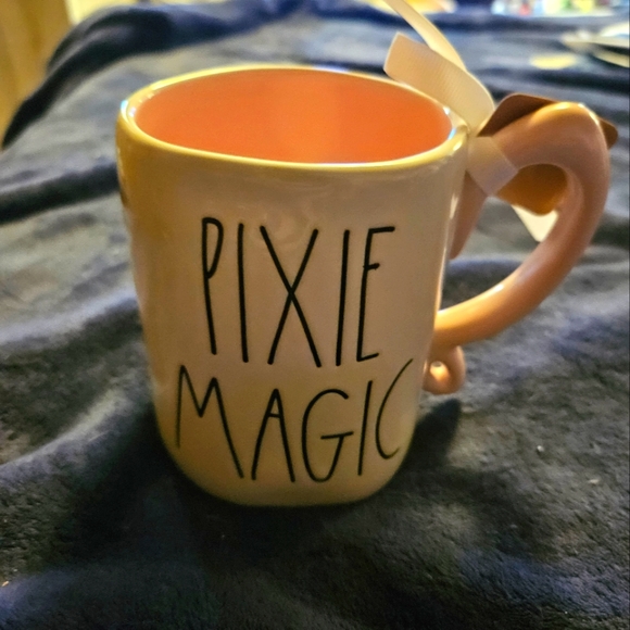 Rae dunn tinker bell mug - Picture 1 of 3